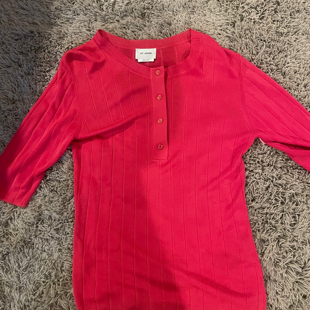 Brand New St John Knit Sweater Brand New St John Knit Sweater
